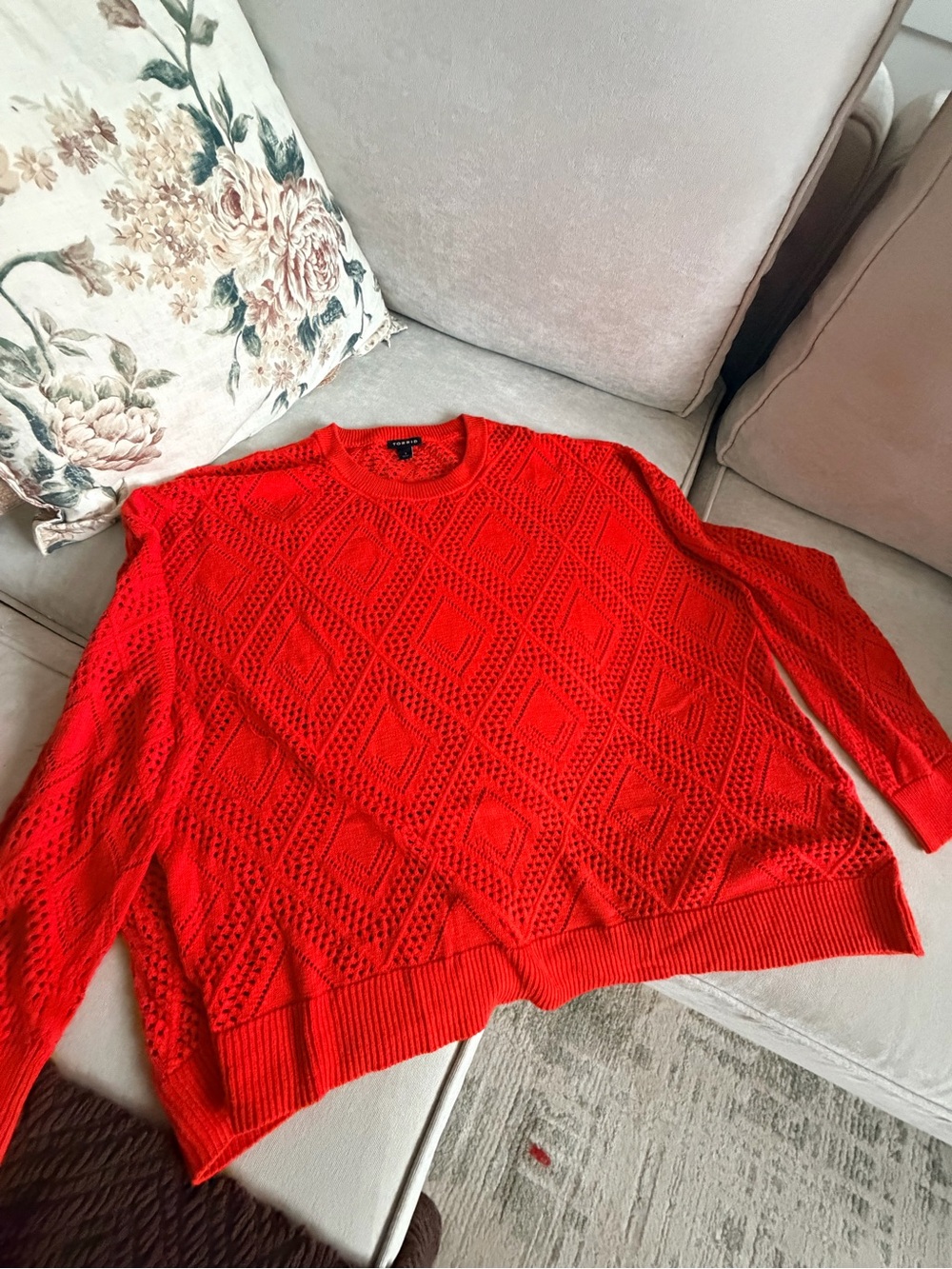 Open-Work Knit Crewneck Sweater - Red